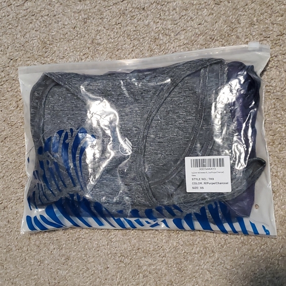 Icyzone Activewear XS tank tops - Picture 4 of 5